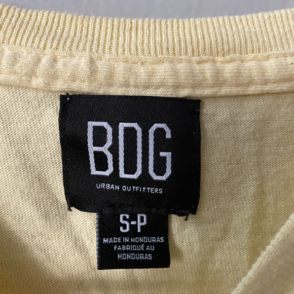 Cropped Tee - Picture 3 of 3